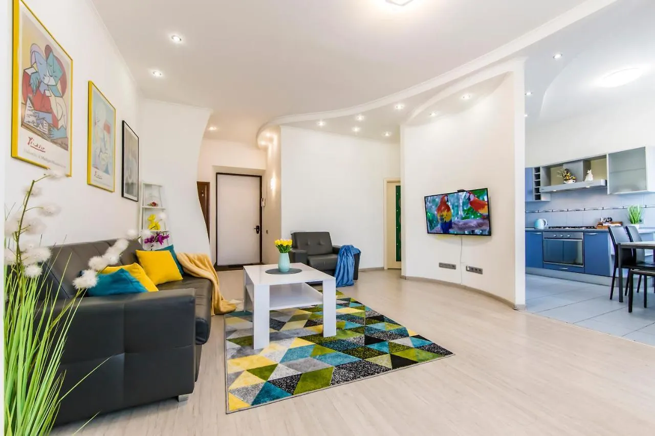 2-Х Кімнатна Квартира Поруч Із Бессарабським Ринком Kiew Apartment
